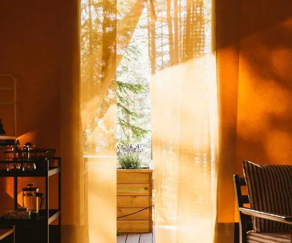Breiva Gjestegaard Og Glamping Homestay *