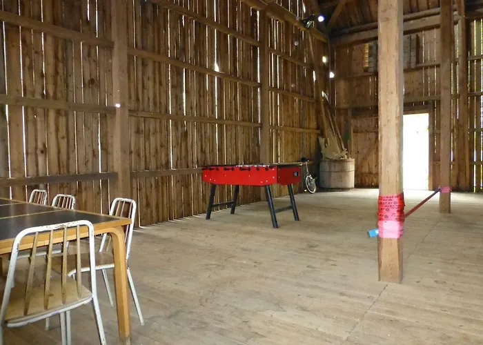 Breiva Gjestegaard Og Glamping Homestay *